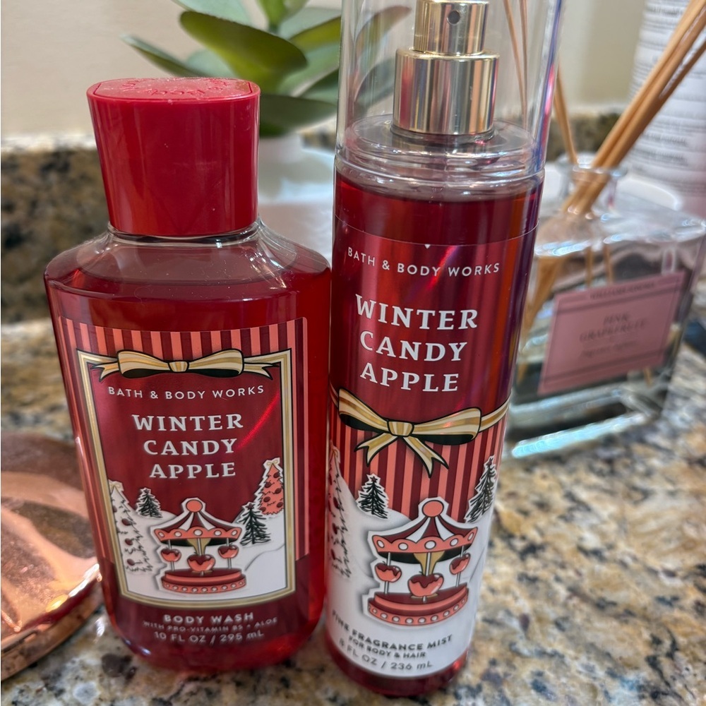 🍎Bath & Body Works Winter Candy Apple Body Wash & Mist